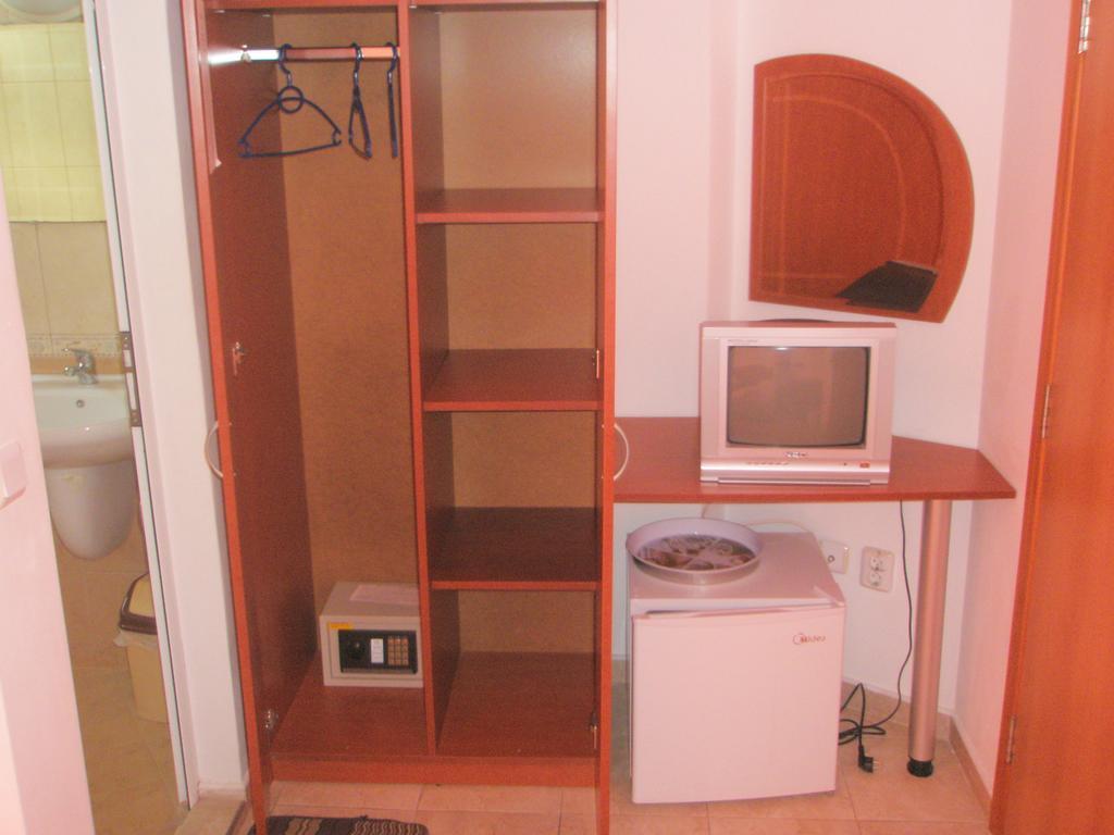 Hotel Morski Dar 克兰内沃 外观 照片