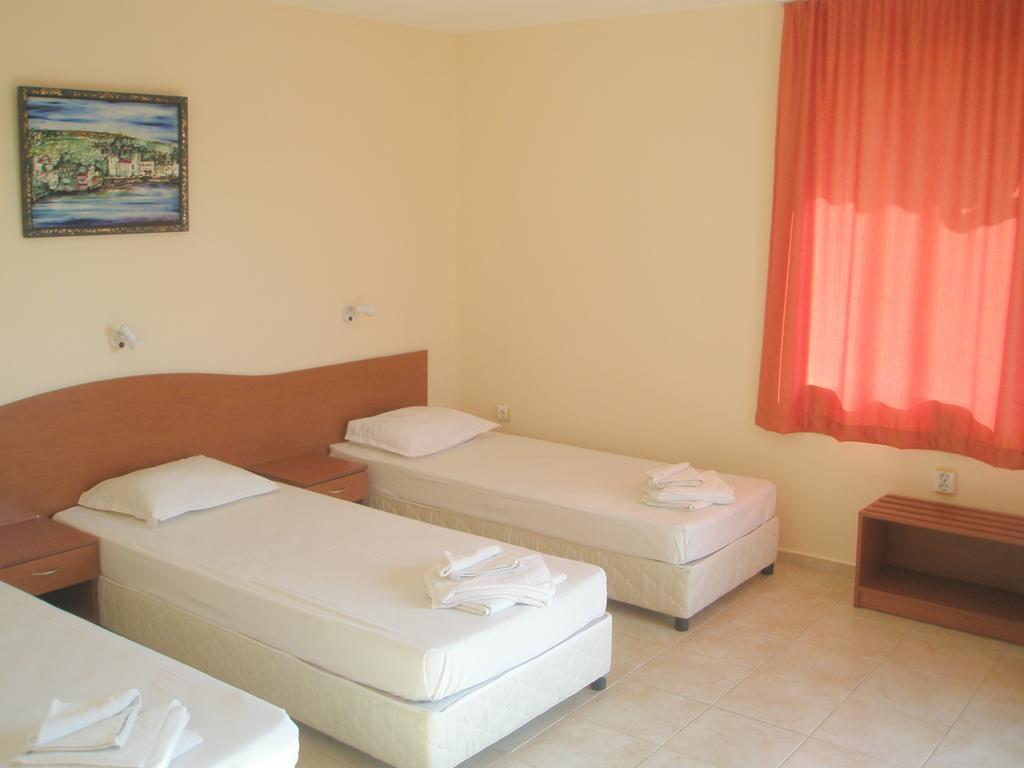 Hotel Morski Dar 克兰内沃 外观 照片